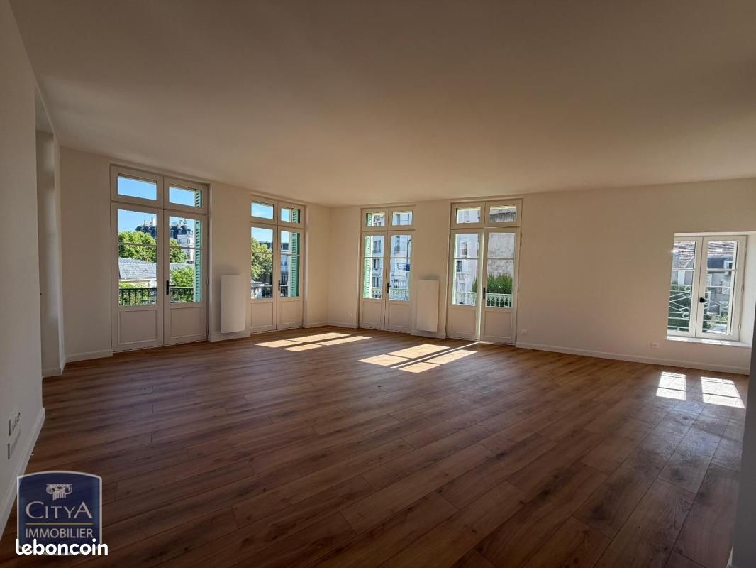 Appartement 4 pièces 88 m² · à Vichy · 88 m² · 875 €