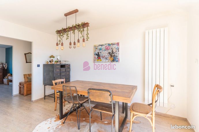 Appartement 7 pièces 180 m²