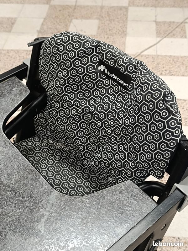 Chaise haute noir (image 2)