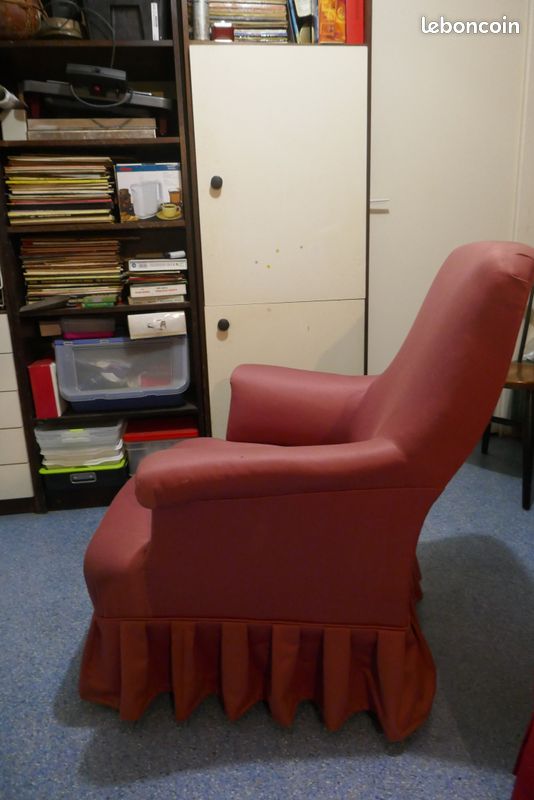 Fauteuil tapissé en tissu satiné rose belle qualité ancien (image 3)