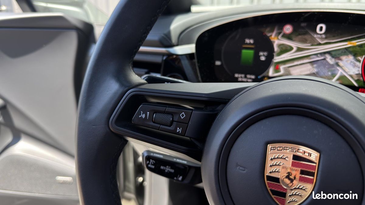 PORSCHE MACAN 4 - 100% Electric - 408 CH - Autonomie 611 km (image 18)