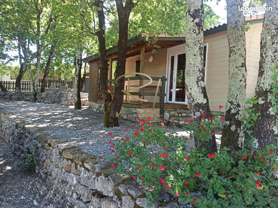 Maison 3 pièces 28 m² · à Chauzon · 28 m² · 109 000 €