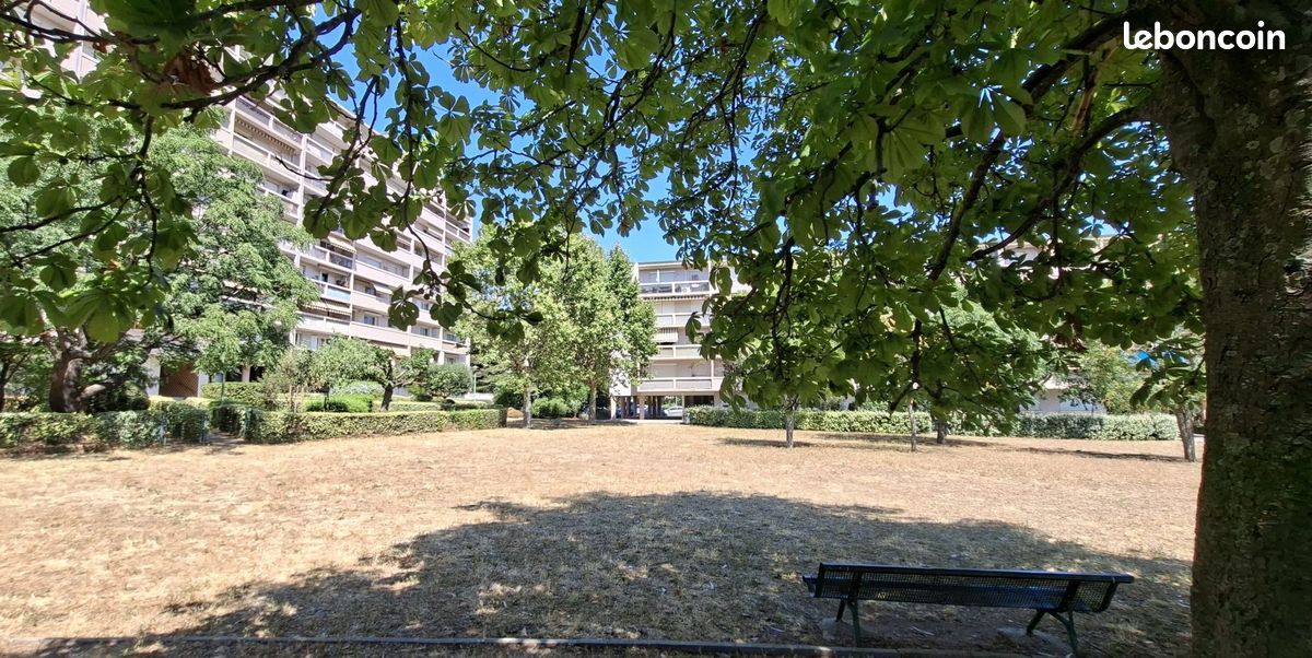 Appartement 3 pièces 72 m² · à Toulon · 72 m² · 1 050 €