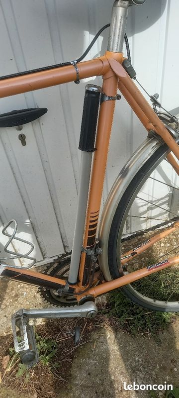 Pompe à Vélo Motobecane - Modèle 1411 - Occasion