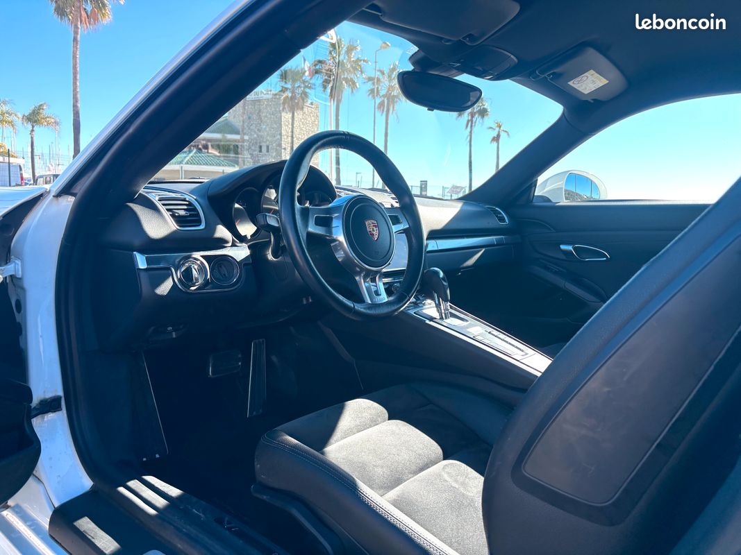 Porsche Cayman PDK / Origine 🇫🇷 / Suivi complet Centre Porsche / Excellent état général / Jantes 19' Carrera S / PCM / Sièges Chauffants (image 3)