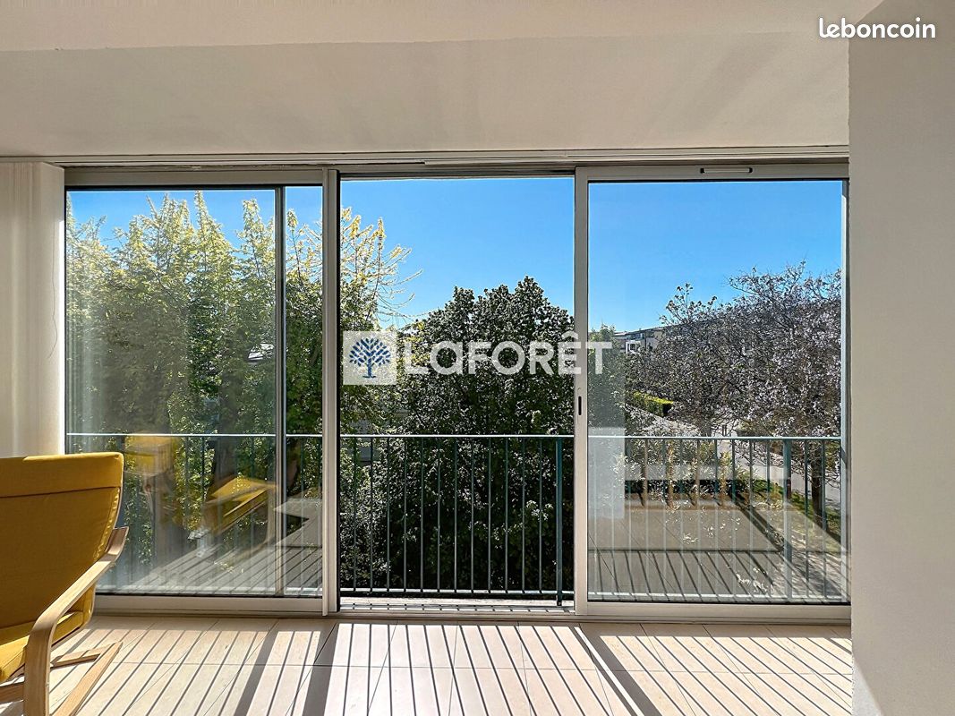 Appartement 5 pièces 102 m² · à Le Chesnay-Rocquencourt · 102 m² · 1 800 €
