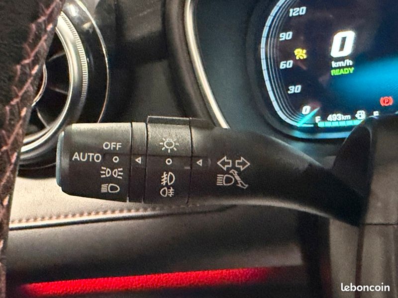 MG EHS 1.5T GDI PHEV Luxury Auto (image 17)