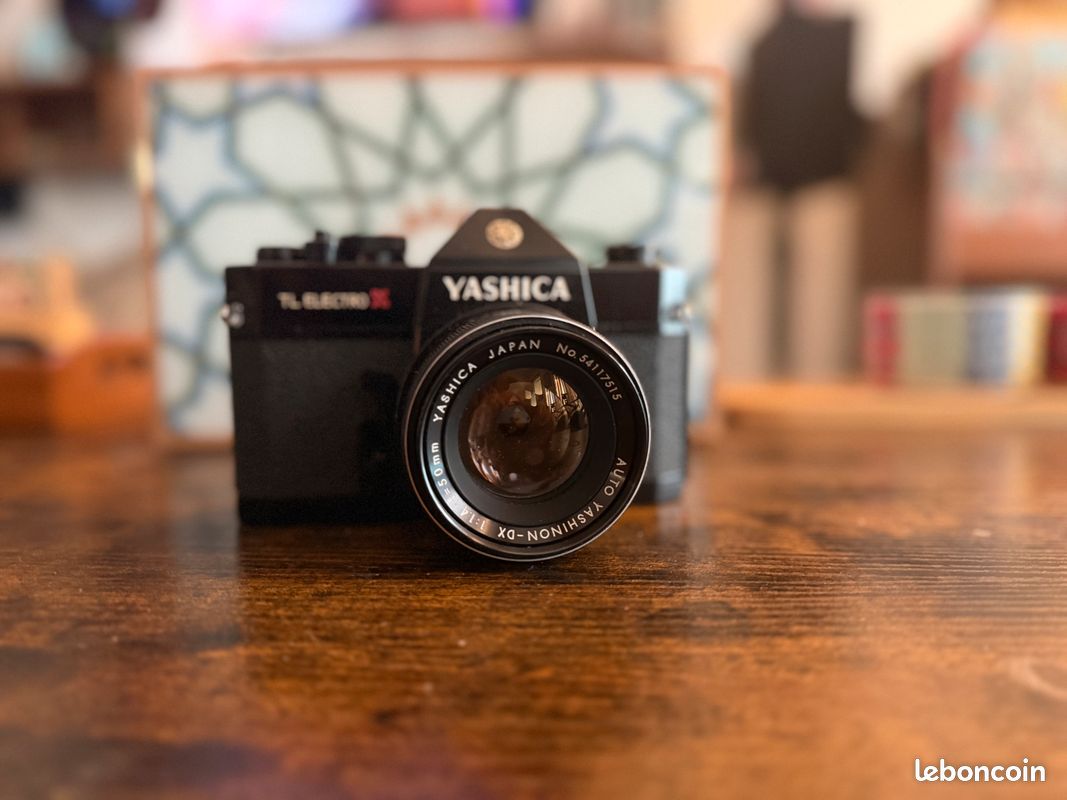 Yashica TL Electro X Noire (image 1)