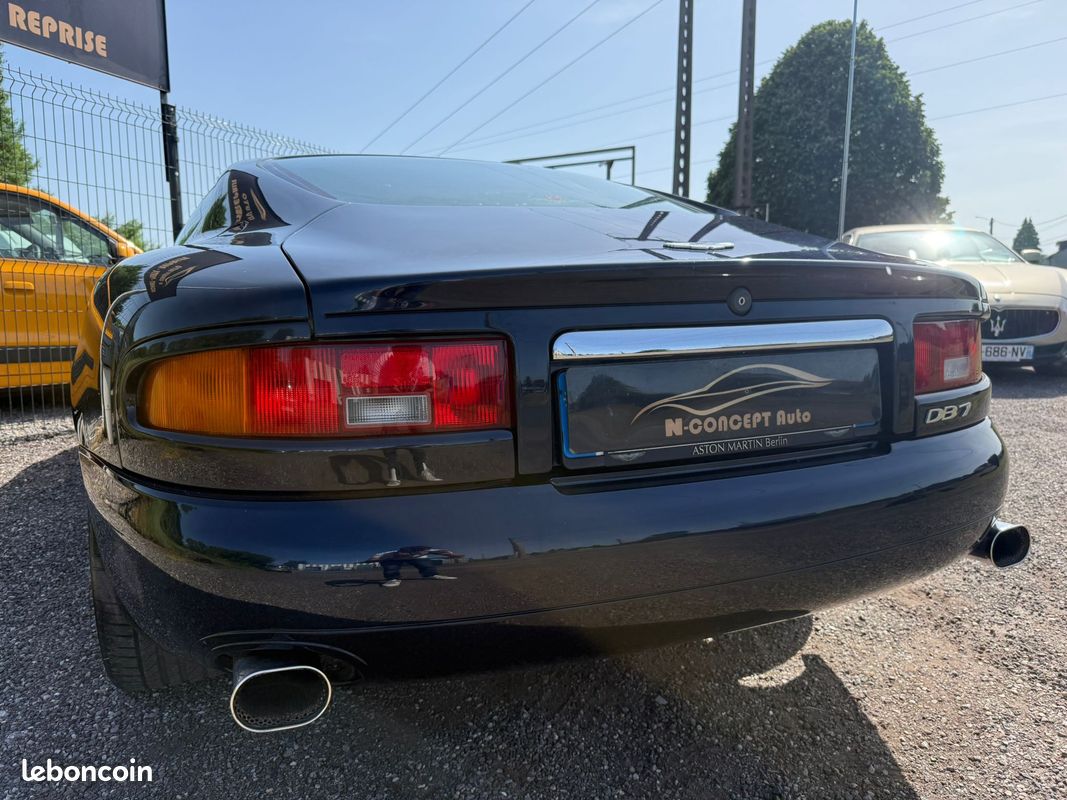 Aston Martin DB7 6 cylindres 3.2 340cv - Financement à partir de 340e/Mois (image 10)