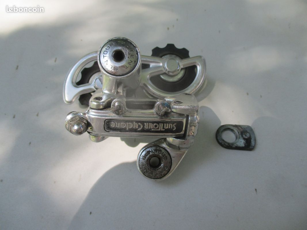 Dérailleur Arrière Vintage Suntour Cyclone - Neuf Sans Emballage (NOS) - Fabriqué Au Japon