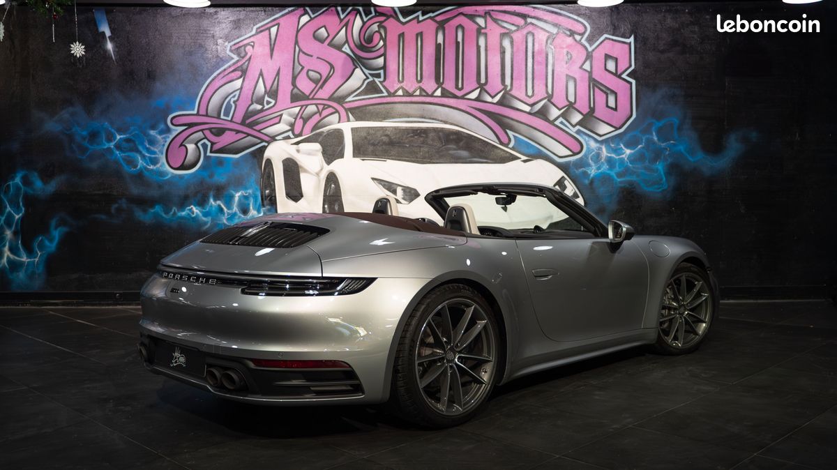 Porsche 911 (992) cabriolet carrera (image 3)