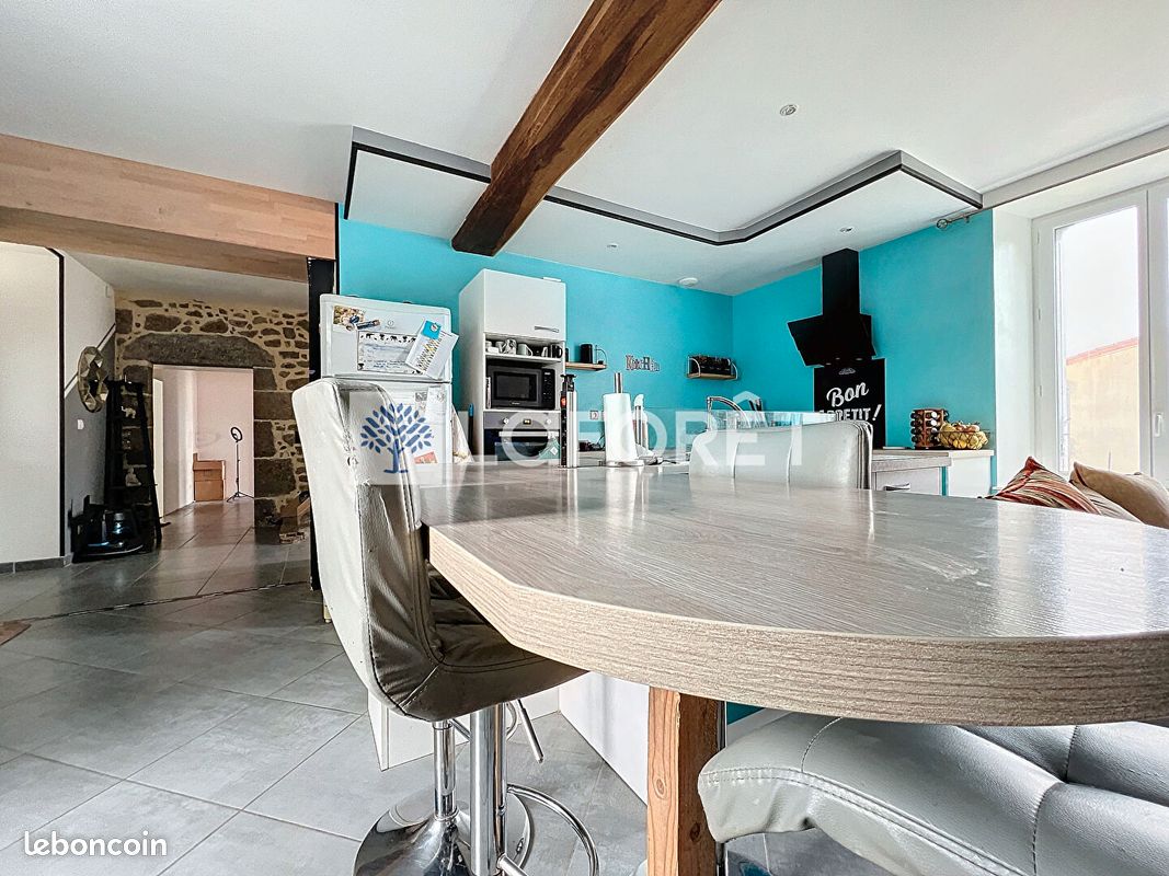 Maison de village 6 pièces 102 m² - Pierrefitte 79330 (image principale 4)