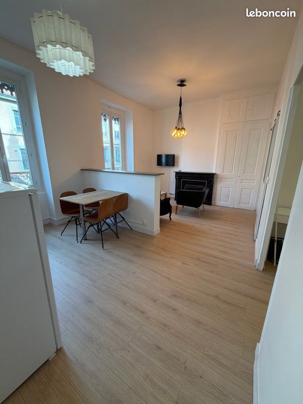 Appartement 2 pièces 40 m² · à Villeurbanne · 40 m² · 870 €/mois