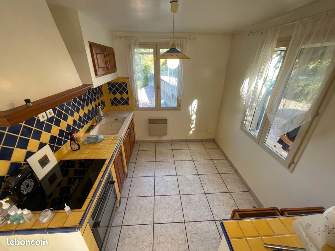 Appartement 5 pièces 80 m² · à Tourves · 80 m² · 1 200 €/mois