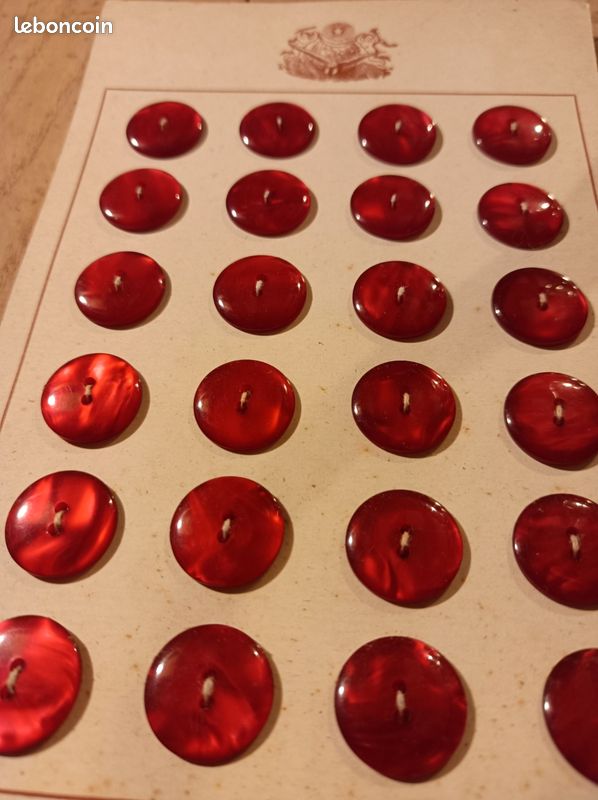 Boutons Vintage Rouges Pastille - Mercerie Ancienne, Lot De 1 à 10 Pièces - Occasion