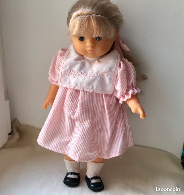 Poupée Corolle Marie 86/6 (années 90) - 30 Cm - Robe Blanche Et Rouge Fraise - Excellent état