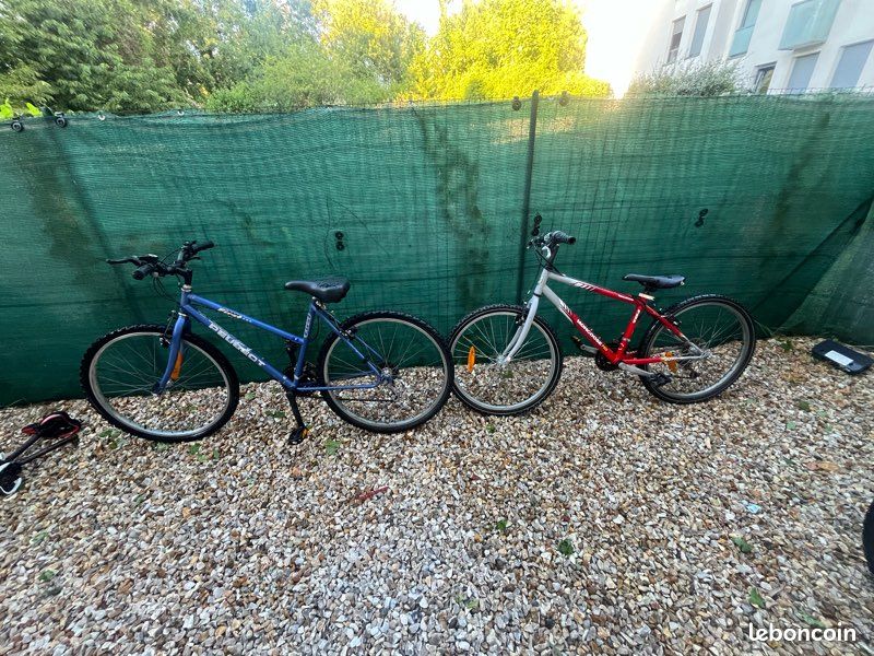 Lot de 2 brochettes à dégagement rapide pour vélo de route, boulons sur roue, en alliage ultra léger, jeu de brochettes à dégagement rapide avant et arrière pour moyeu de roue de Lot de 2 brochettes à dégagement rapide pour vélo de route, boulons sur roue, en alliage ultra léger, jeu de brochettes à dégagement rapide avant et arrière pour moyeu de roue de