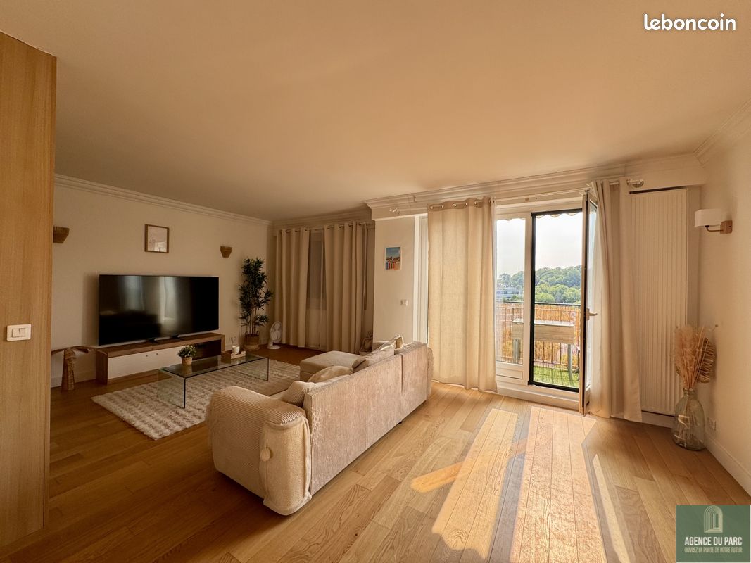 Appartement 2 pièces 67 m² · à Ville-d'Avray · 67 m² · 1 550 €/mois