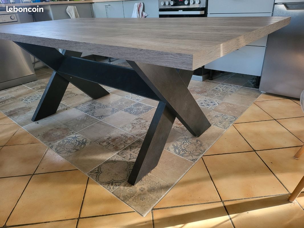 Grande table 🌸 tbe (image 1)