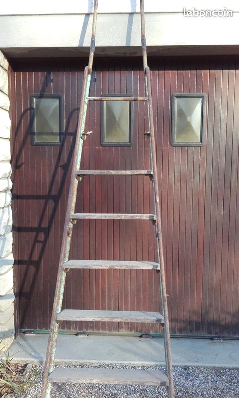 Escabeau metal avec main courante (image 2)