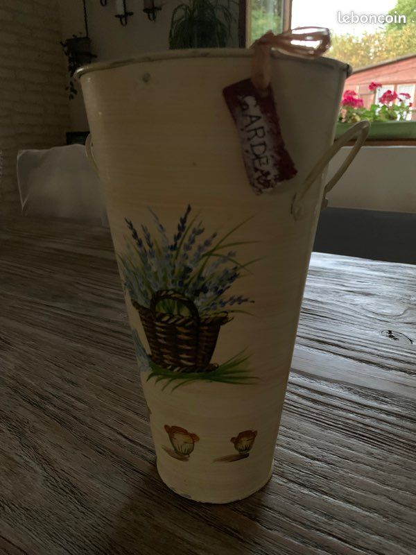 Vase provençal (image 1)