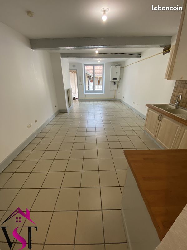 Appartement 4 pièces 129 m² · à Auxonne · 129 m² · 861 €/mois