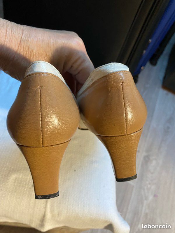 Chaussures Plates Mod'8 Femme - Blanches - Cuir - Modèle Nina - Pointure 40