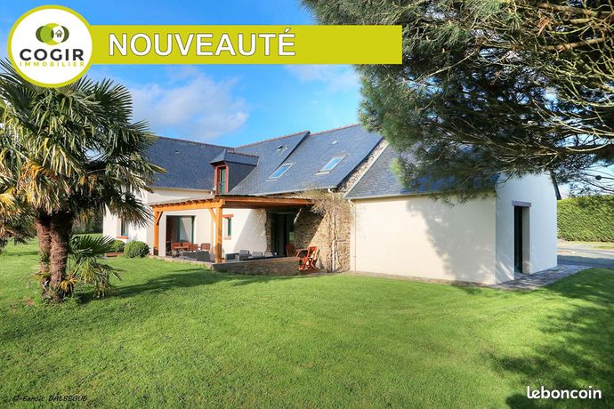Maison 8 pièces 250 m²