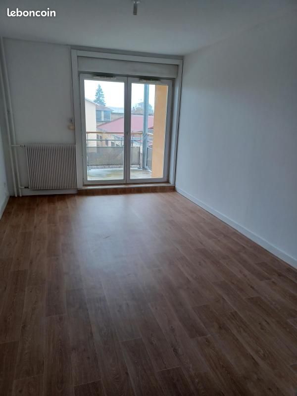 Appartement 3 pièces 58 m² · à Saint-Marcellin · 58 m² · 596 €/mois
