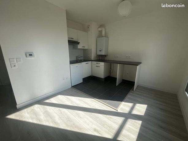 Studio 1 pièce 21 m²