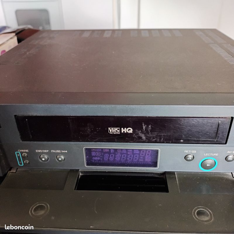 MAGNÉTOSCOPE VHS ET graveur DVD Sony RDR-VX420, TELECOMMANDE, (testé OK