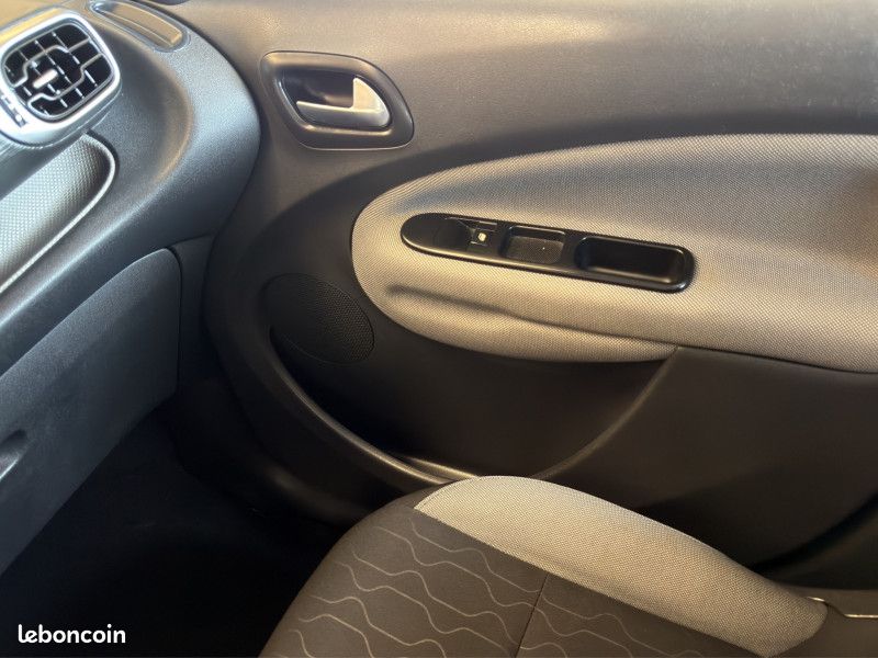Citroen C3 PICASSO 1.6 HDI90 CONFORT à partir de 146,90 /mois (image 26)