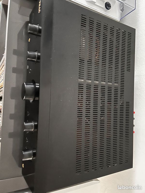 Ampli teac model a-r300 (image 1)