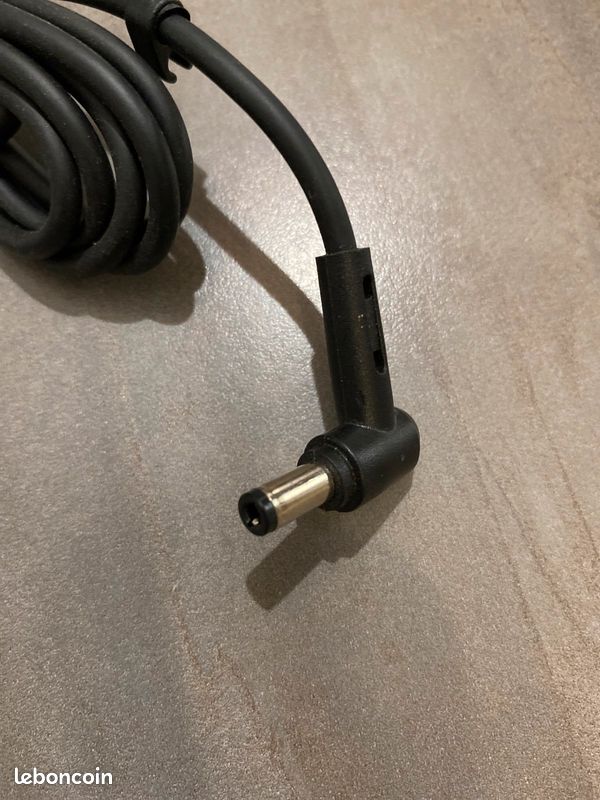 Adaptateur 19V 65W pour PC portable (image 2)