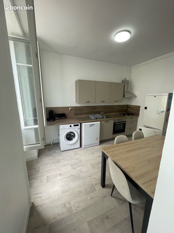 Appartement 4 pièces 72 m² · à Les Sables-d'Olonne · 71,5 m² · 990 €