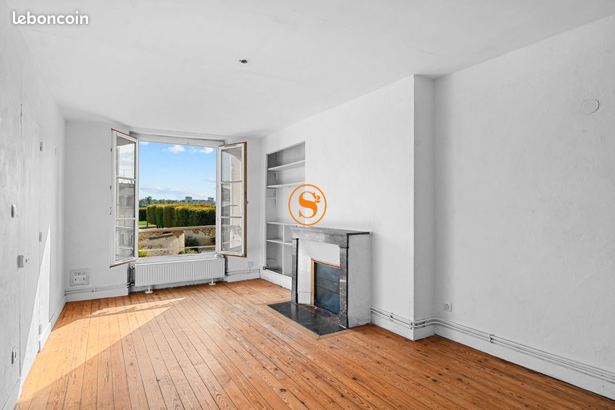 Appartement 3 pièces 56 m² · à Chantilly · 56 m² · 230 000 €