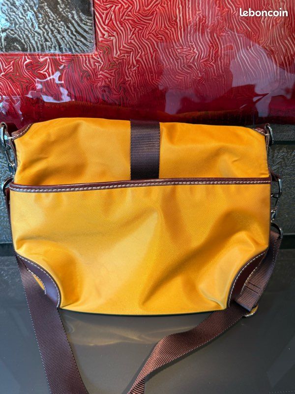 Sac bandoulière LANCEL Paris jaune safran & cuir marron – multipoches (image 2)