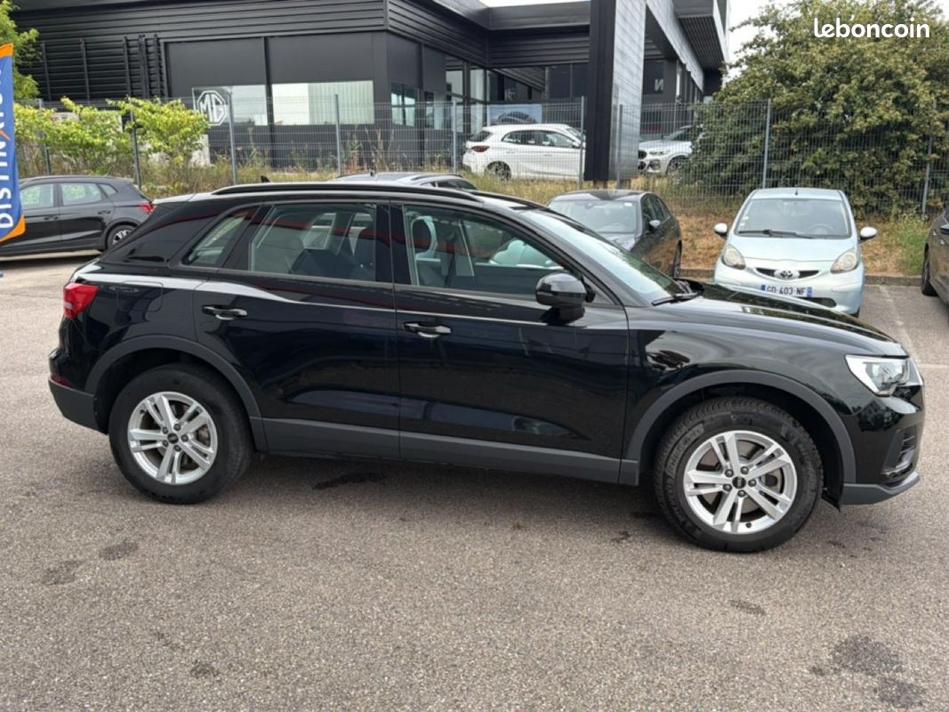 AUDI Q3 45 tfsi e 245 s tronic 6 (image 4)