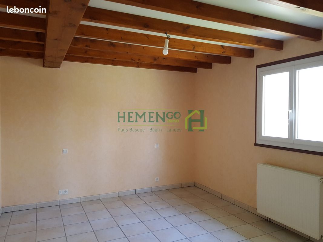Appartement 4 pièces 95 m² - Laguinge-Restoue 64470 (image principale 4)