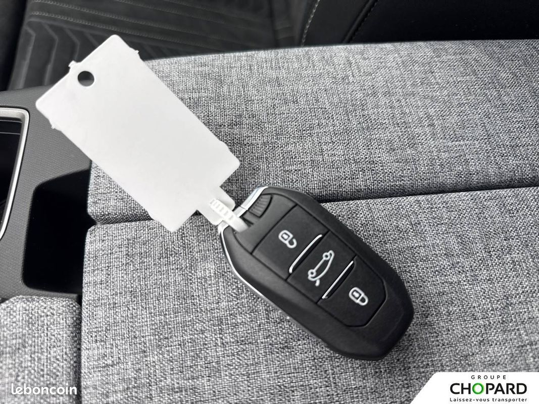 PEUGEOT 208 Hybrid 110 ch e-DCS6 Allure (image 14)