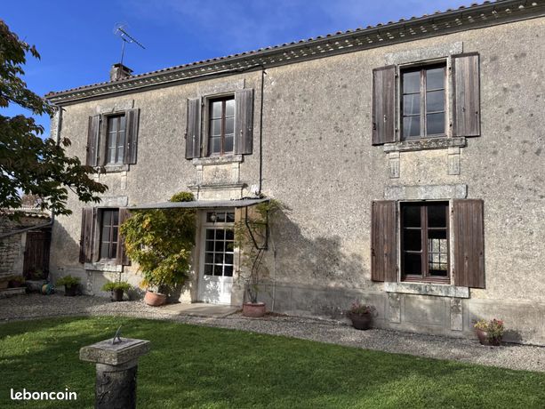 Propriété 8 pièces 238 m²