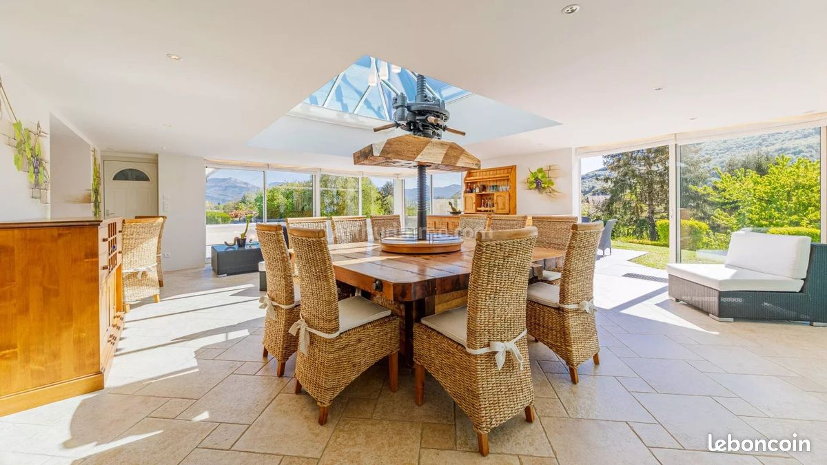 Maison 7 pièces 325 m² (image 15)