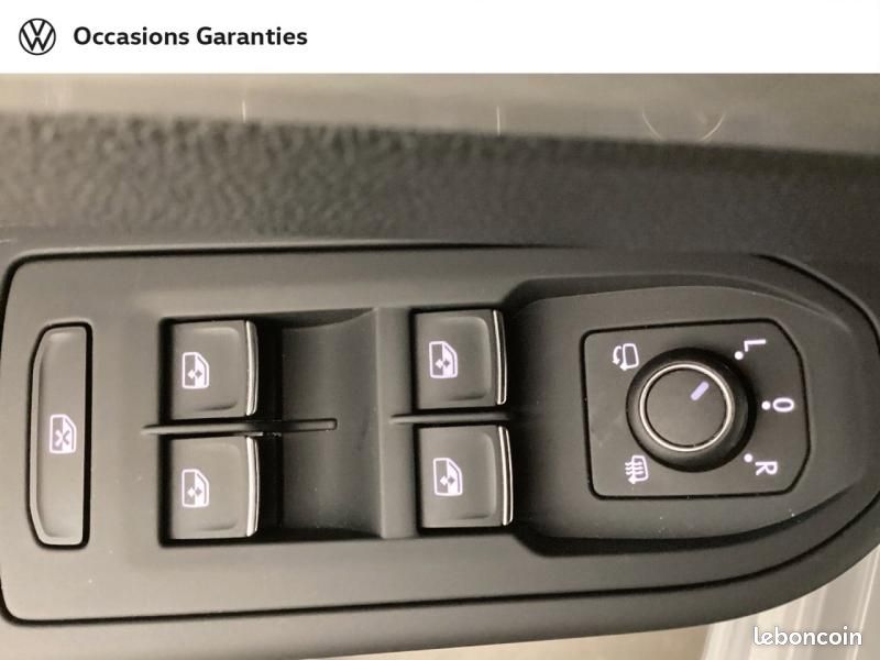 Volkswagen Golf 1.5 eHybrid 204ch VW Edition DSG6 (image 25)