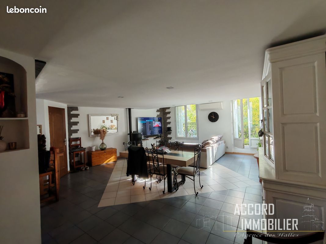 Maison 5 pièces 154 m² · à Colombiers · 154 m² · 273 000 €