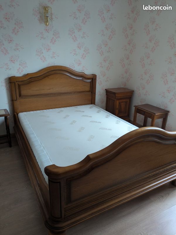 Lit + sommier bois massif 140 x 190 (image 1)