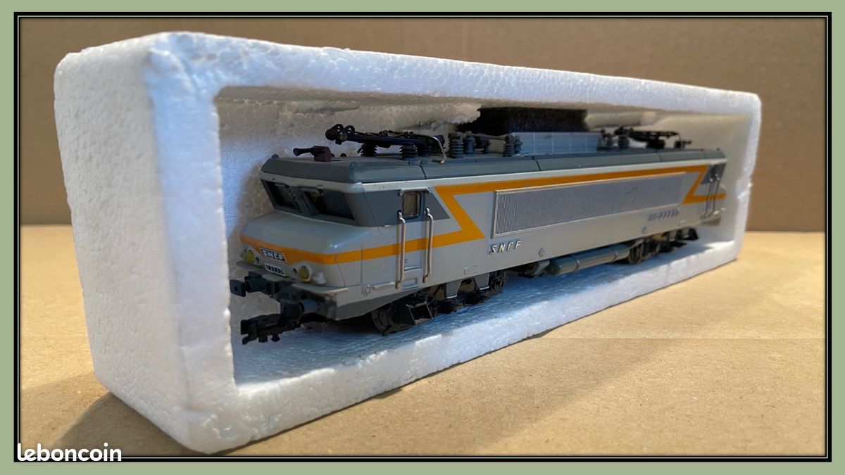 Locomotive Jouef BB 22230 à Restaurer - Pour Passionnés De Trains