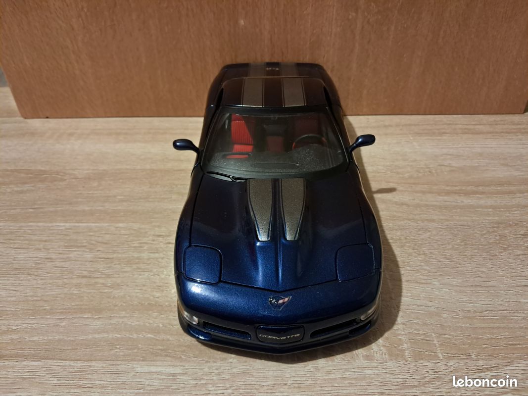 CHEVROLET PICK UP CITERNE TANKER 1950 noir au 1/18 SOLIDO 8159 voiture