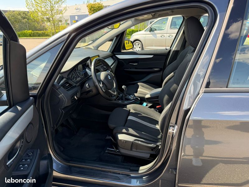 BMW Série 2 Gran Tourer 216d 1.5 116 Business GPS Radar AR 7 places Régul (image 13)