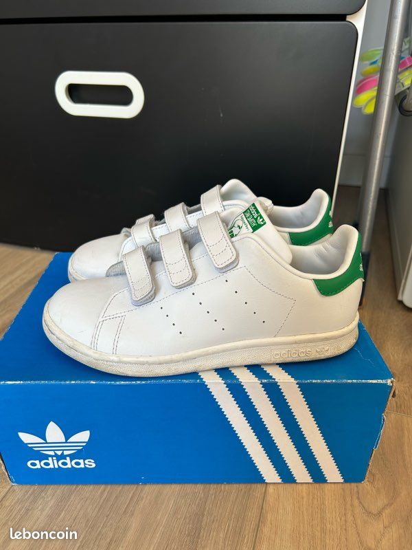 Stan smith scratch Chaussures