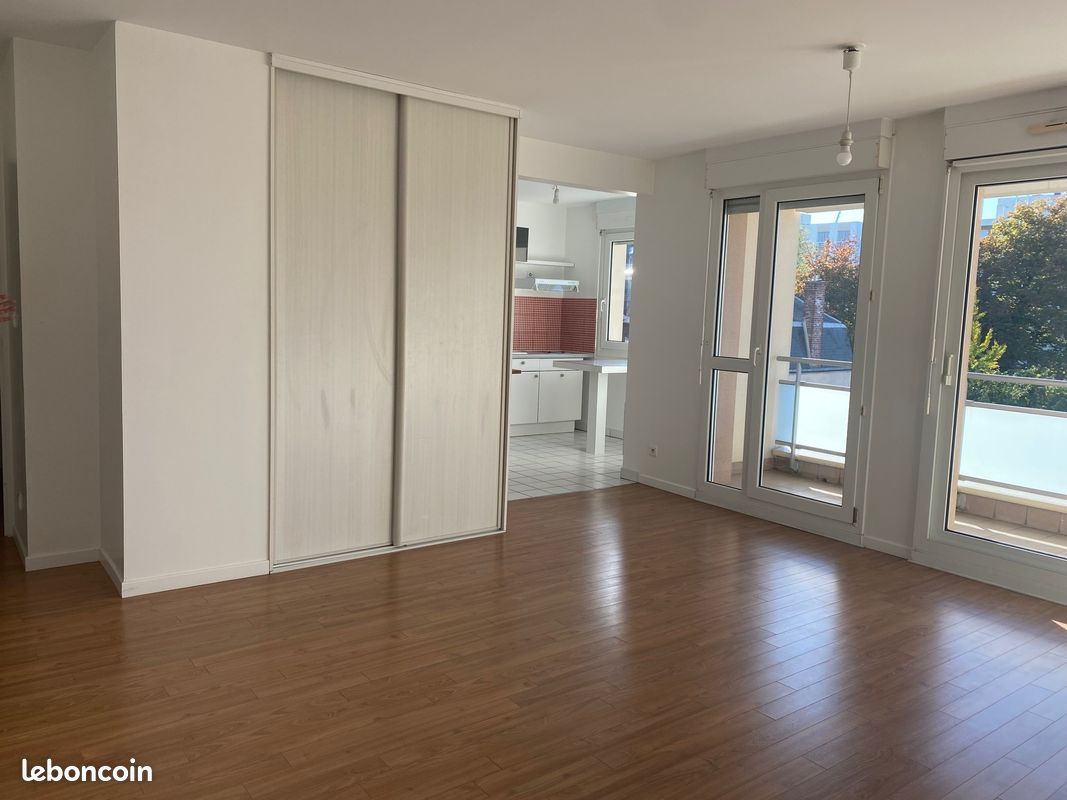 Appartement 1 pièce 43 m² · à Reims · 43 m² · 176 000 €